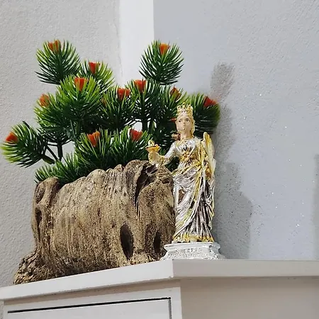 Il Cortile Della Patrona Siraküza