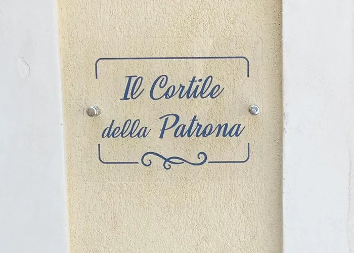 Apartman Il Cortile Della Patrona Szirakúza