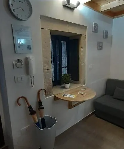 Apartman Il Cortile Della Patrona Szirakúza