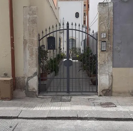 Il Cortile Della Patrona Appartement *