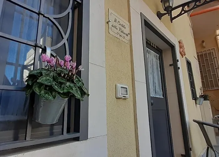 Il Cortile Della Patrona *